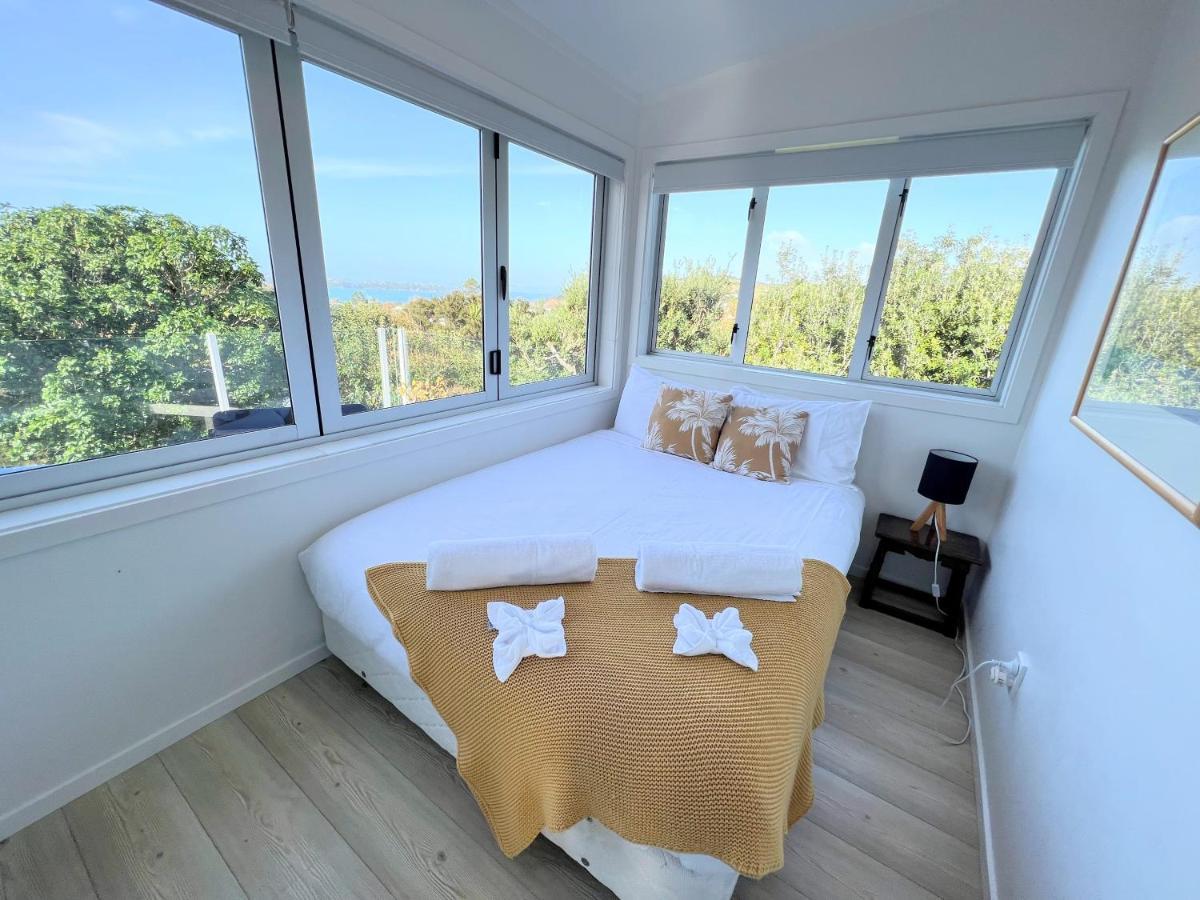 Tiri Cottage - Sea Views In Oneroa By Waiheke Unlimited Isla Waiheke Exterior foto